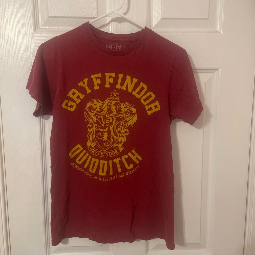 Warner Bros. Harry Potter Red and Yellow Gryffindor Quidditch Tee